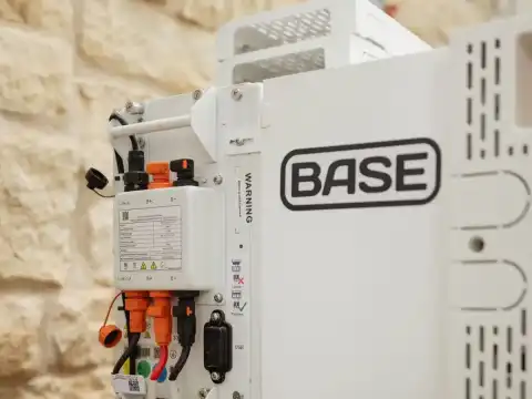 Base Power's Grid-Scale Battery Solution Launches in Illinois, Addressing Grid Strain