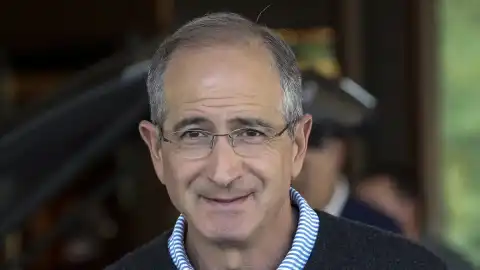 Comcast to Split into Two Companies: NBCUniversal and Remaining Assets
