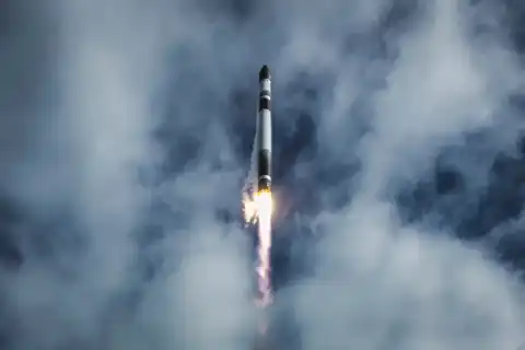 Rocket Lab Acquires Iridium for $8B: Vertical Integration in Satellite Communications